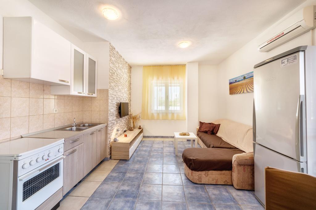Apartments Marina Srima Bagian luar foto